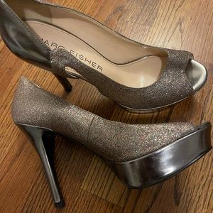 Women’s shoes for the holidays!
